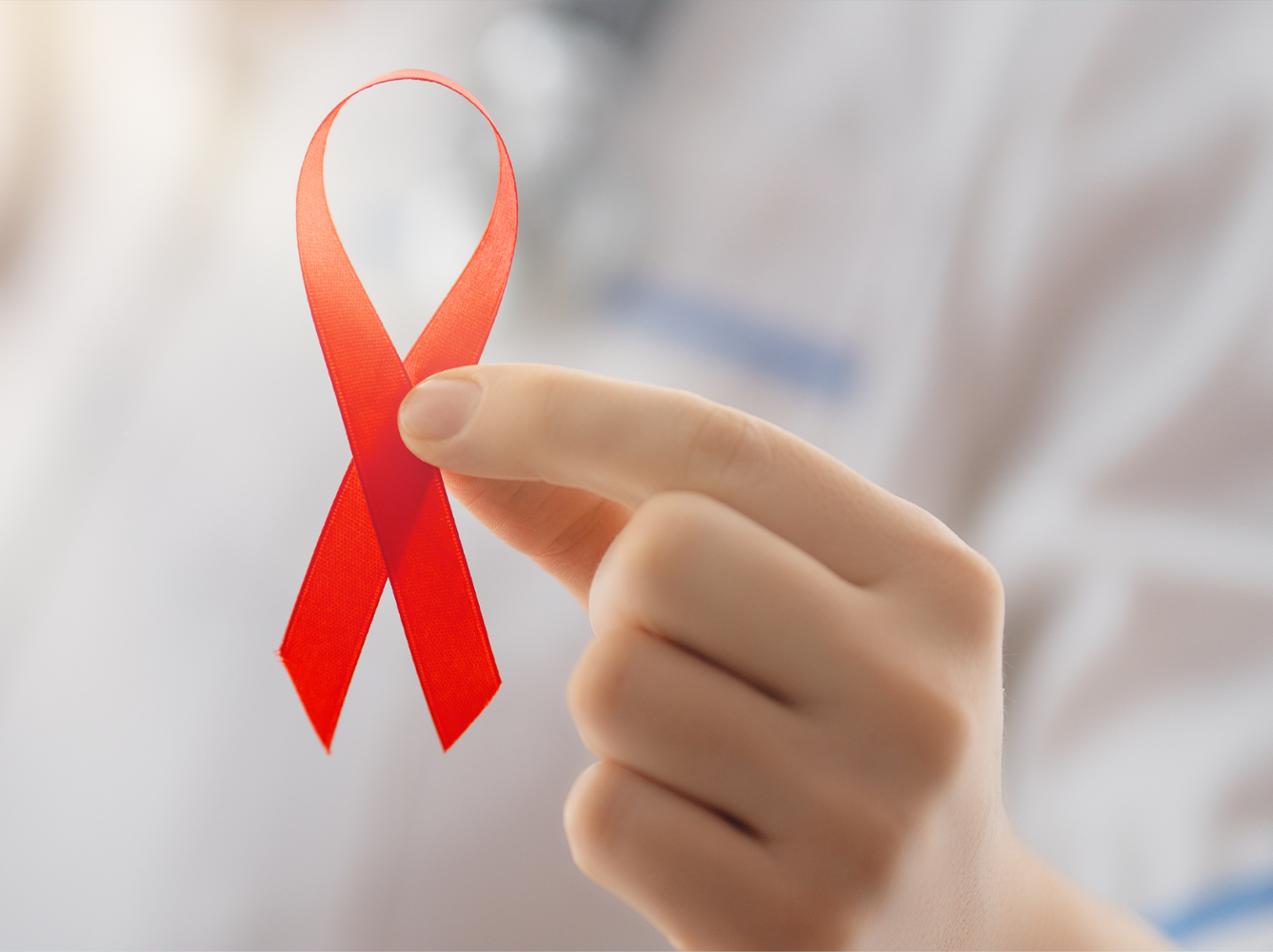 فيروس نقص المناعة البشرية والإيدز