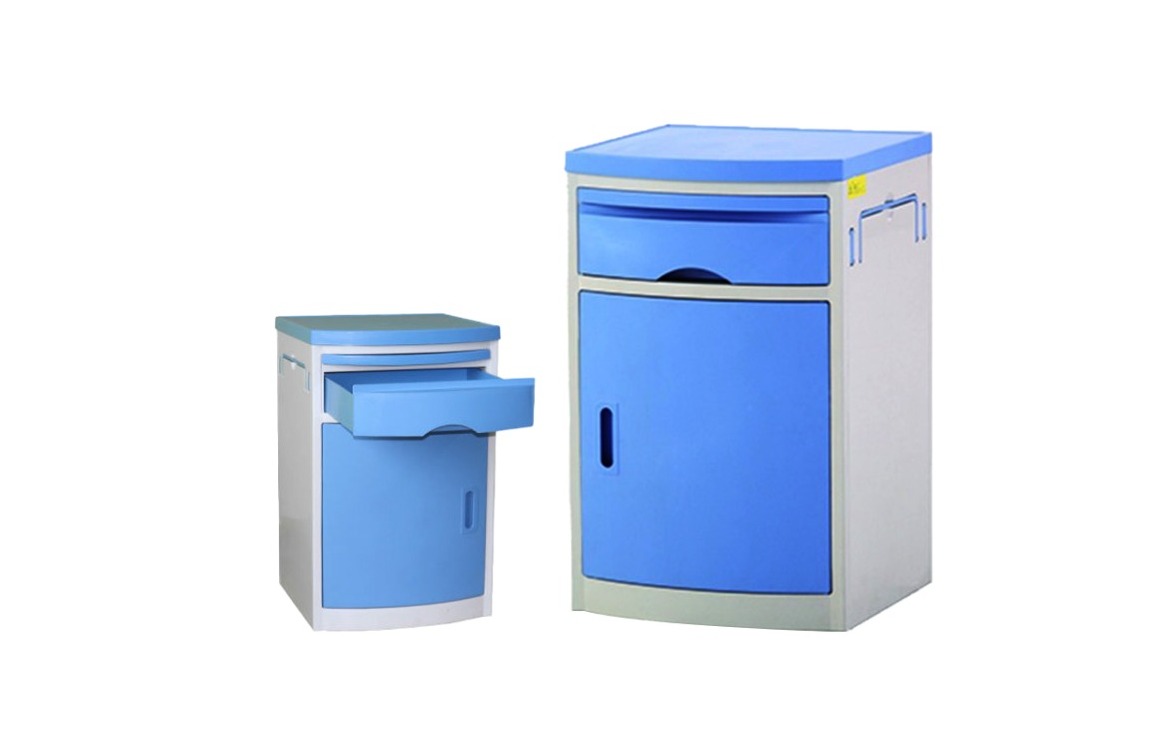 كومود في غرفة إقامة تكلفته 1,300 جنيه محتاجين 30 كومود سعر السهم 100 جنيه